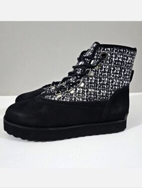 Larroude Vail Ankle Bootie Womens 9 Black White Tweed Leather Cozy Winter NEW